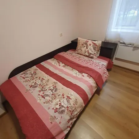 лагерна 普列文